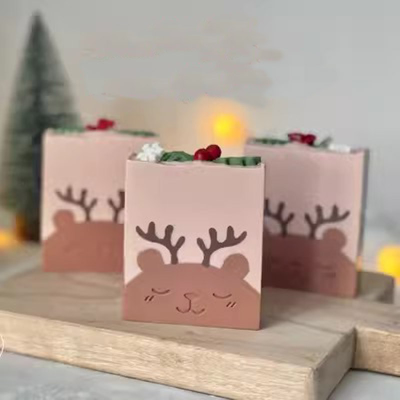 Soap Making Kit For Beginners - DIY Handmade Soap Scraper, Xmas Bear,
